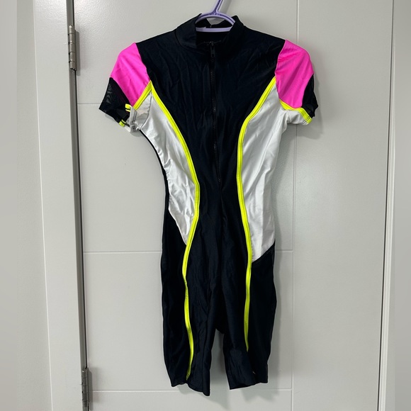 Fashion Nova Black+ Pink Active Zip Up Romper US M - Picture 3 of 5